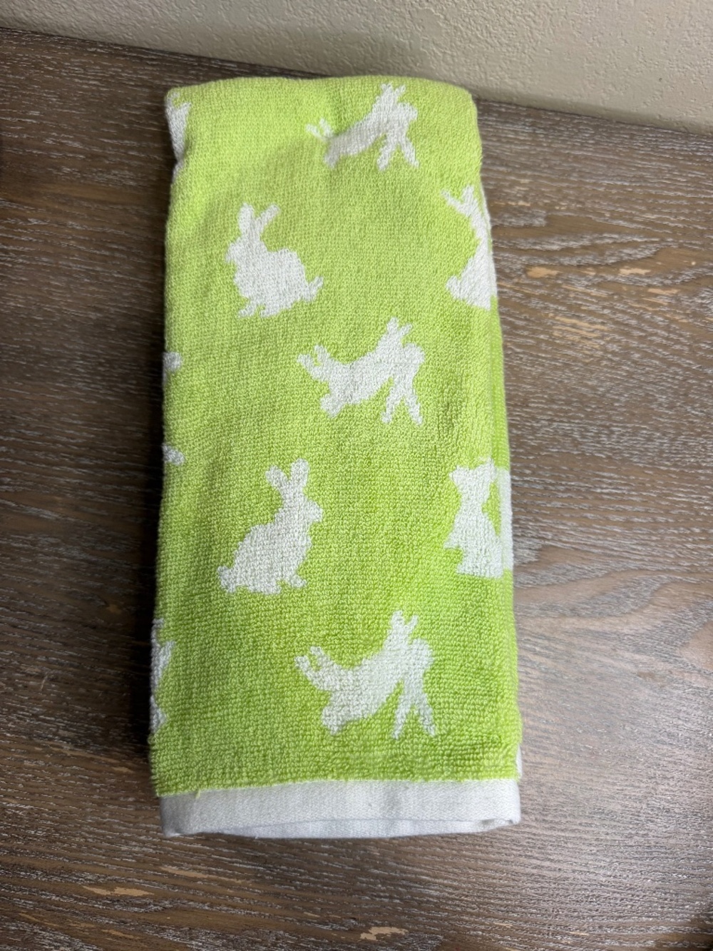 2pk Easter Bunny Hand Towel Set - Room Essentials